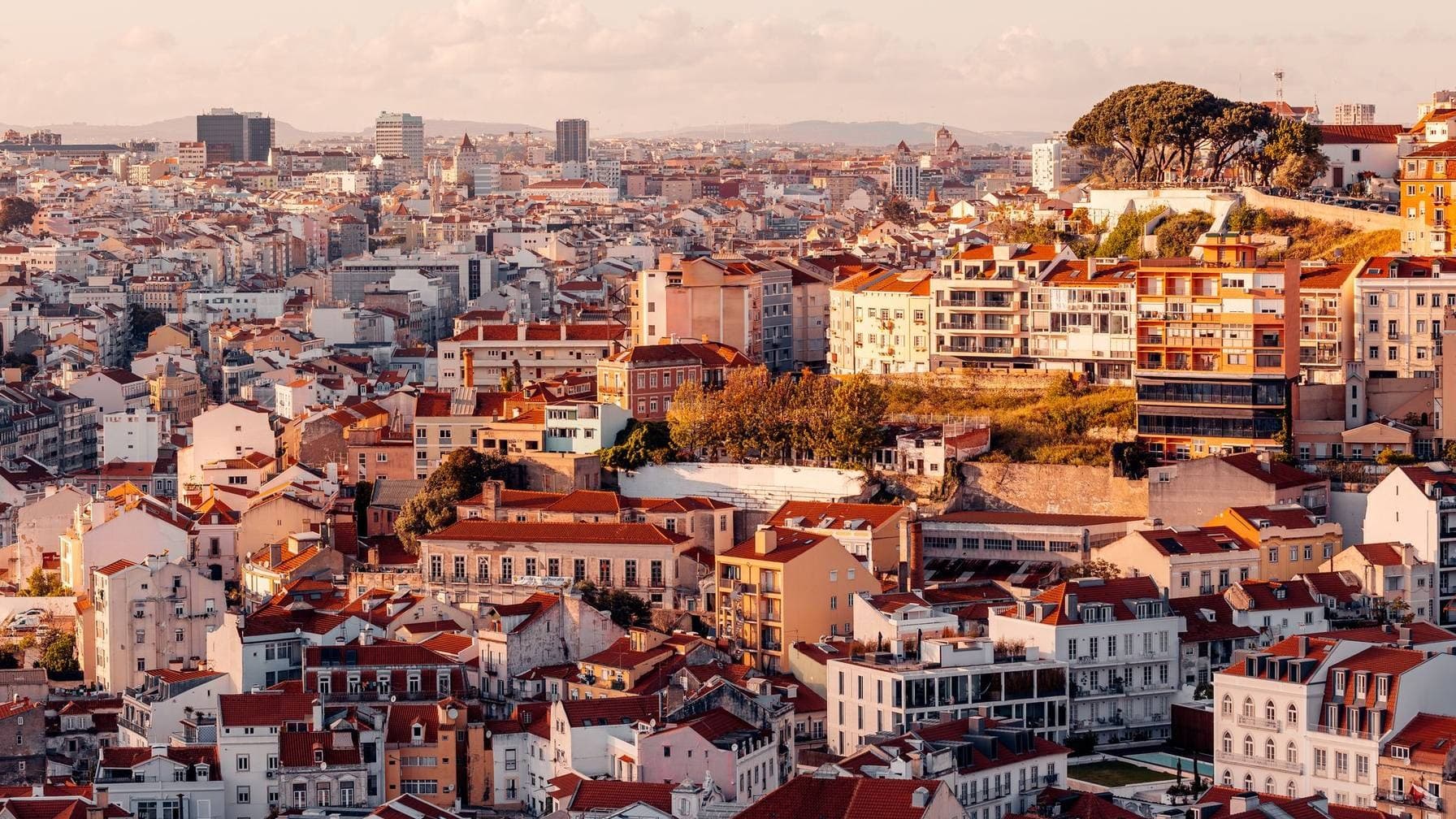 OE2027 viabiliza transferência de imóveis públicos para habitação acessível