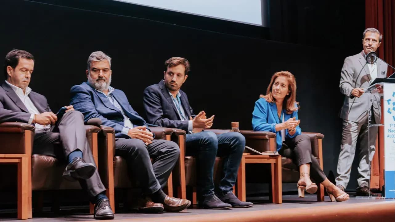 “Resolver crise na habitação exige medidas extraordinárias, mesmo que sejam temporárias”, defende ex-ministra